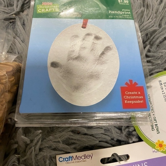 NEW 14 PIECE CRAFTERS MATERIAL- Craft Fabric, adhesive Diamond ribbon, foam - Picture 4 of 9